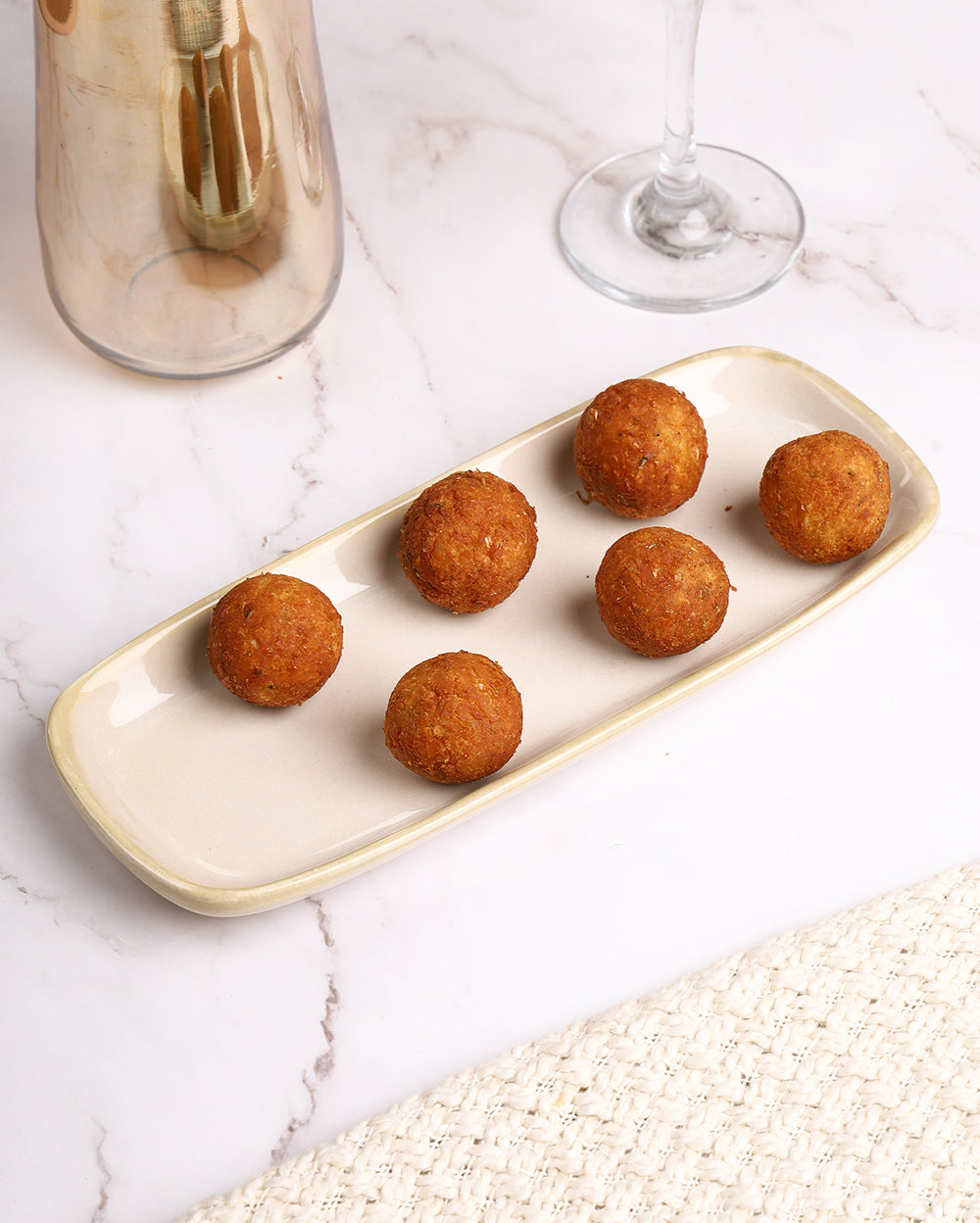 The chloe snowy snack platter