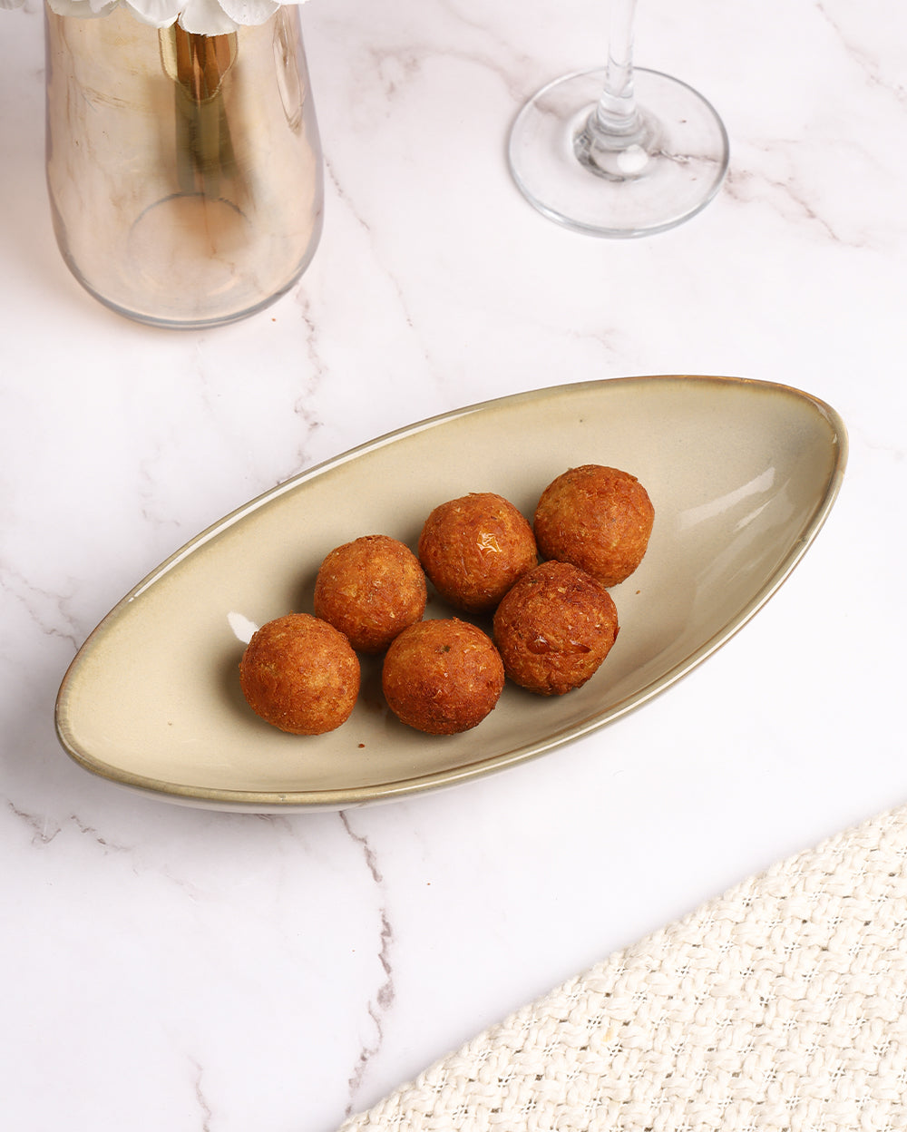 The creamy boat snack platter