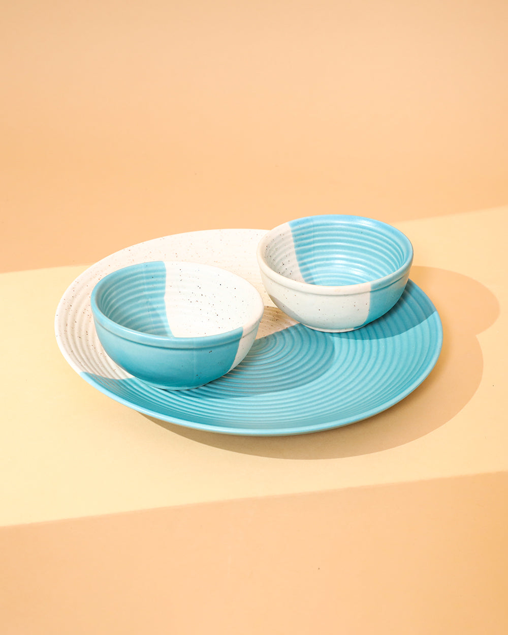 Shaded Ceramic dinner set ( Microwave Safe )