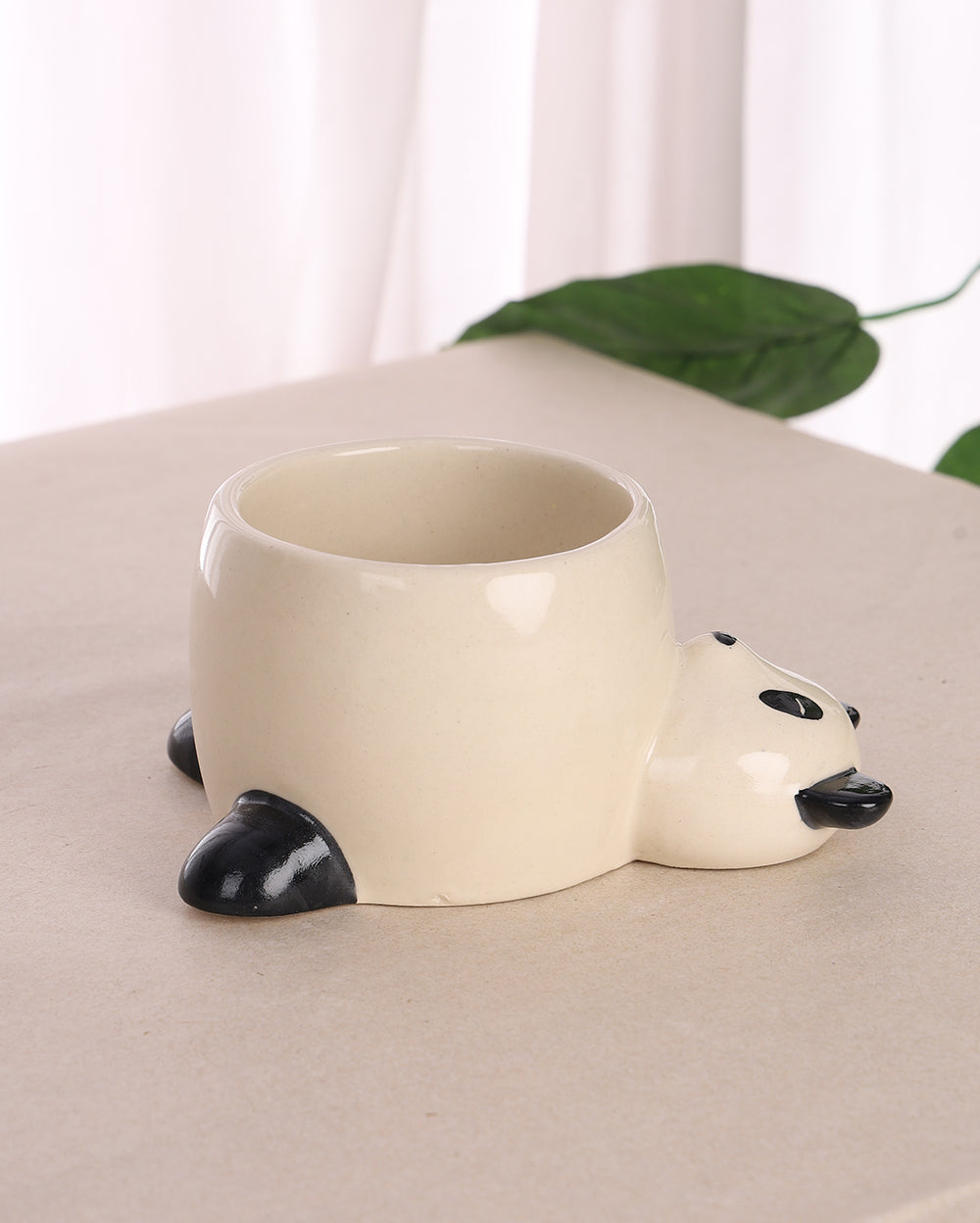 Hand-Painted Aesthetic Panda Bowl – 5.5 inch