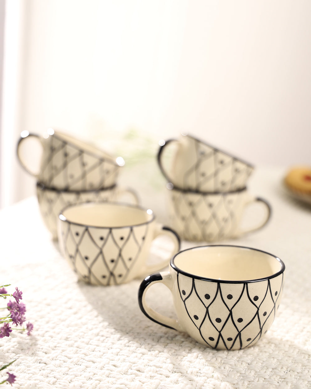 Dotty tea set with saucer