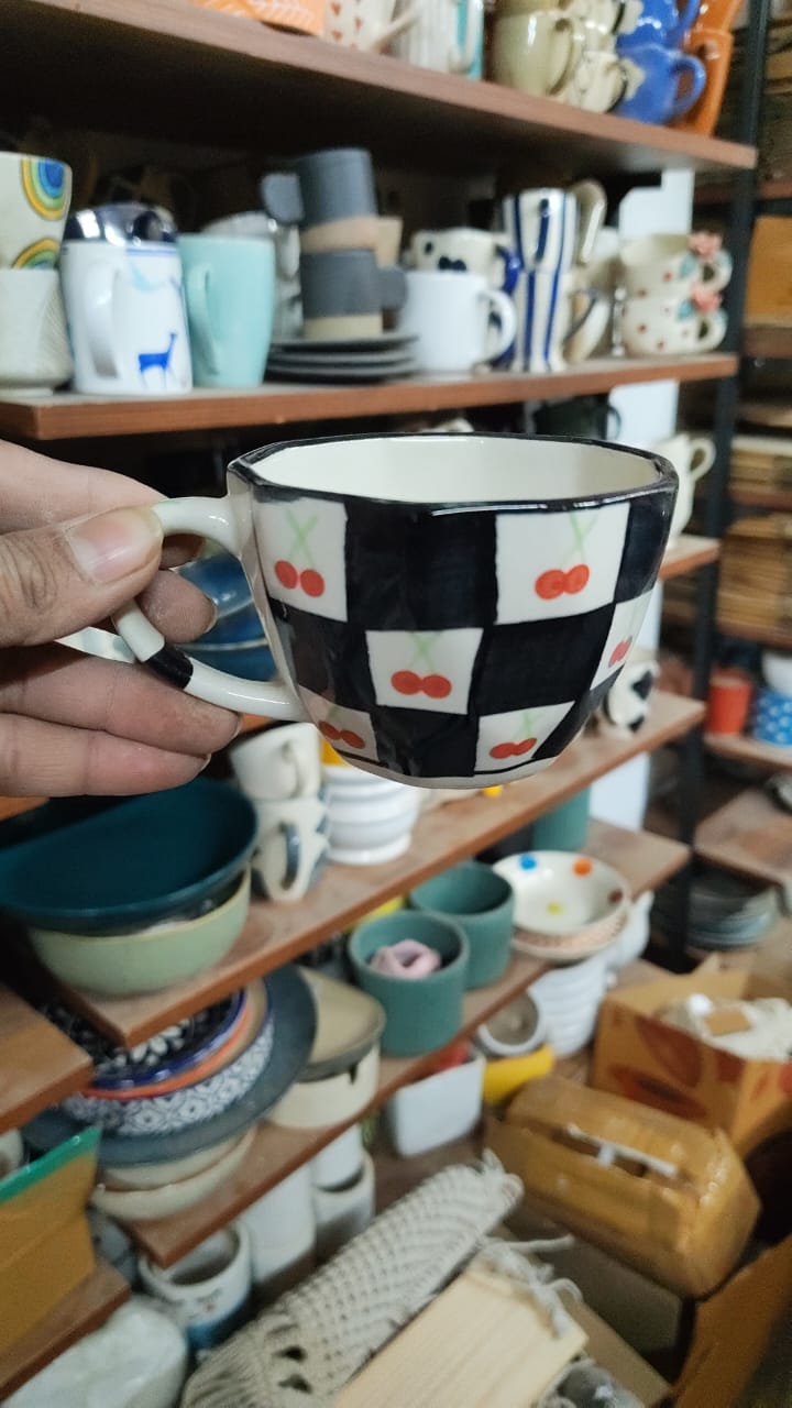 Checks berry ceramic coffee mug 250 Ml