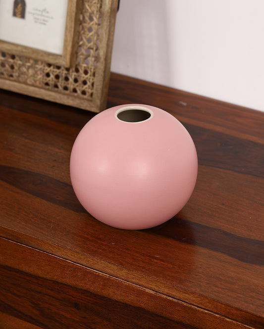 Mellow blush vase