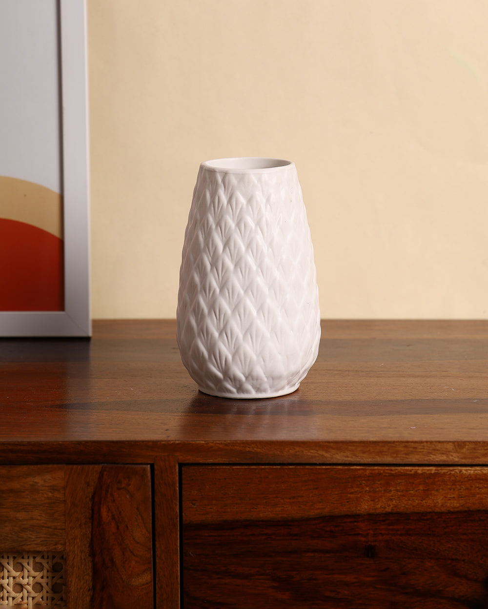 The shelly vase
