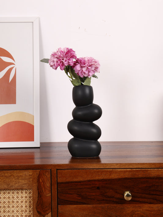 The hot stone vase