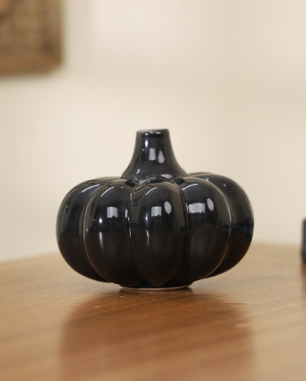 The Pretty Pumpkin vase