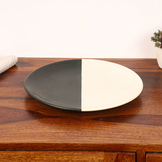 Yin yang dinner plate