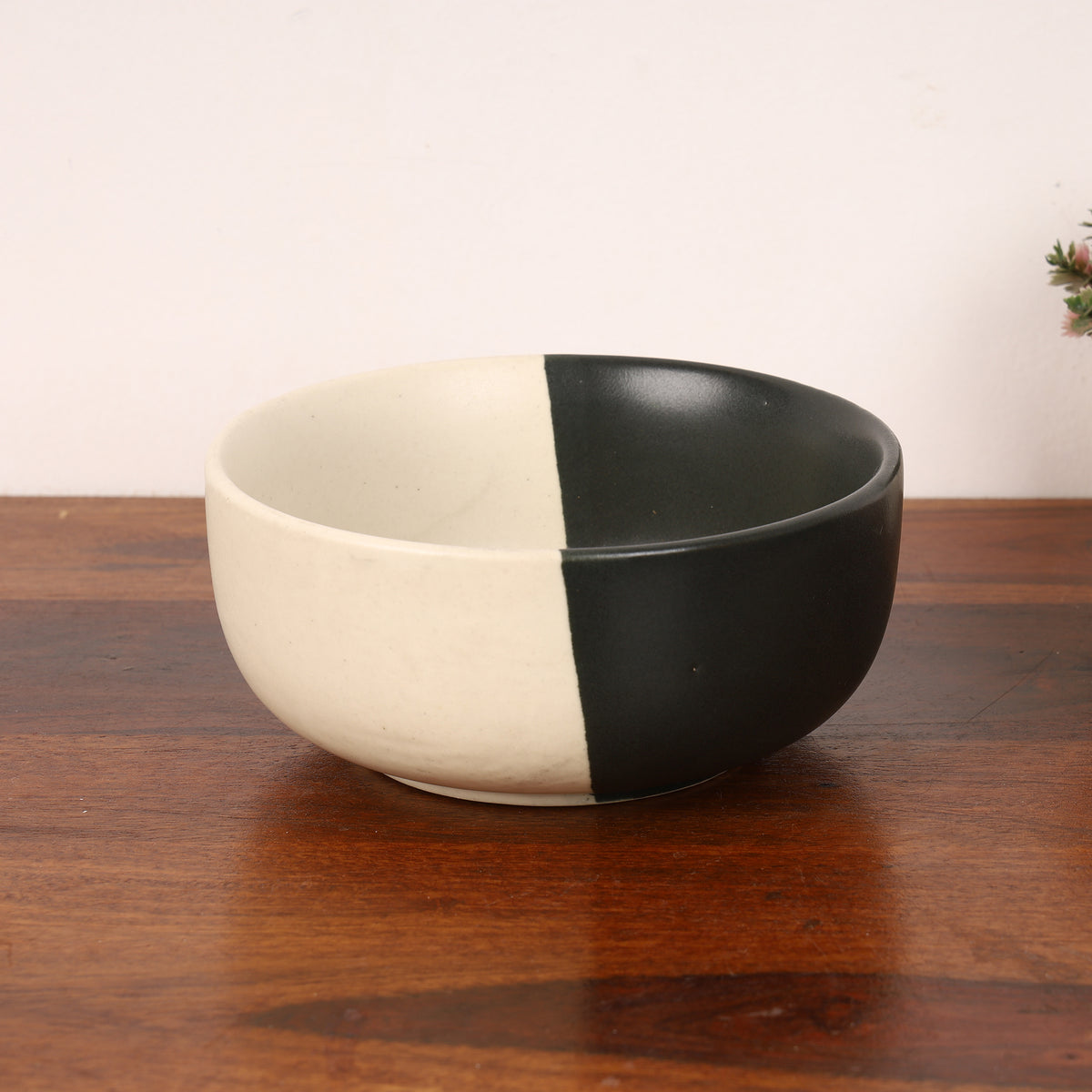 Yin yang bowl