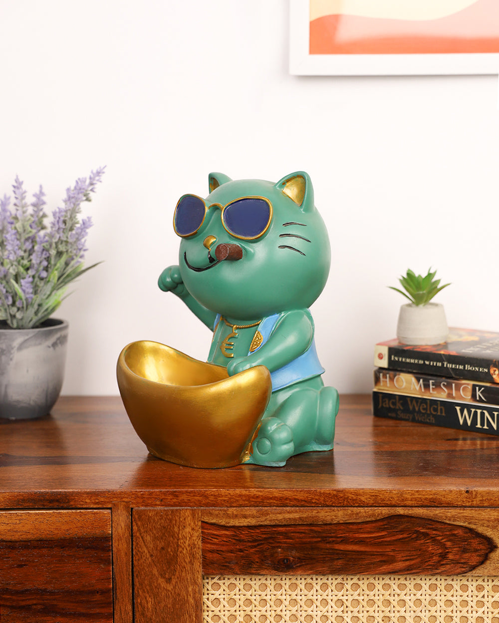 Swaggy kitty cat