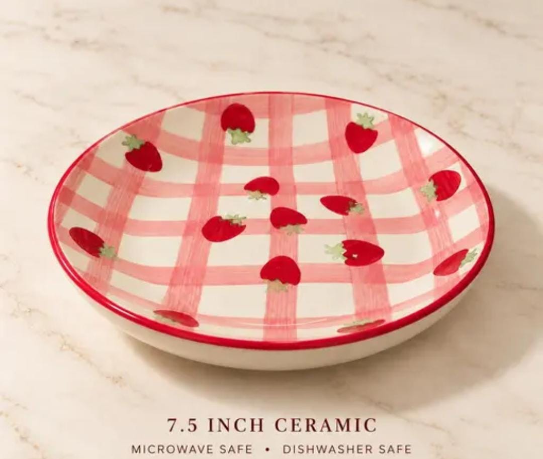 Strawberry pasta plate